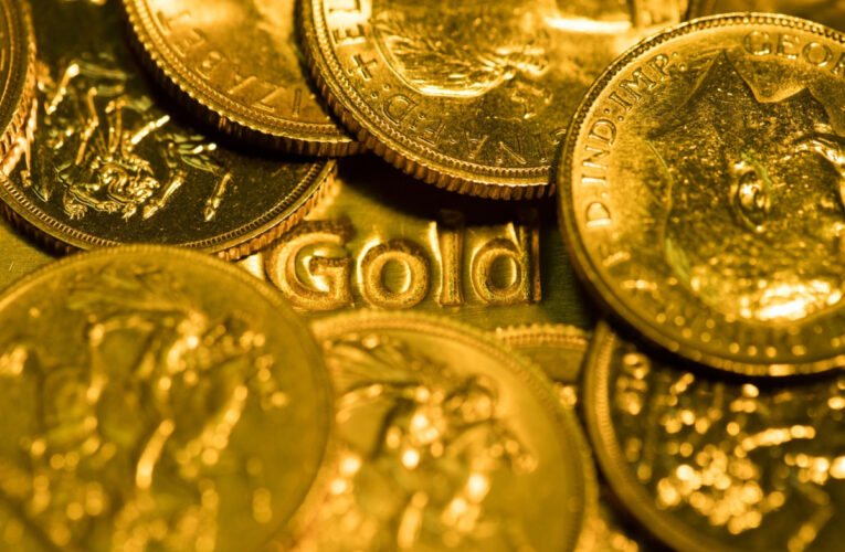 السعر العالمي للذهب بالدولار